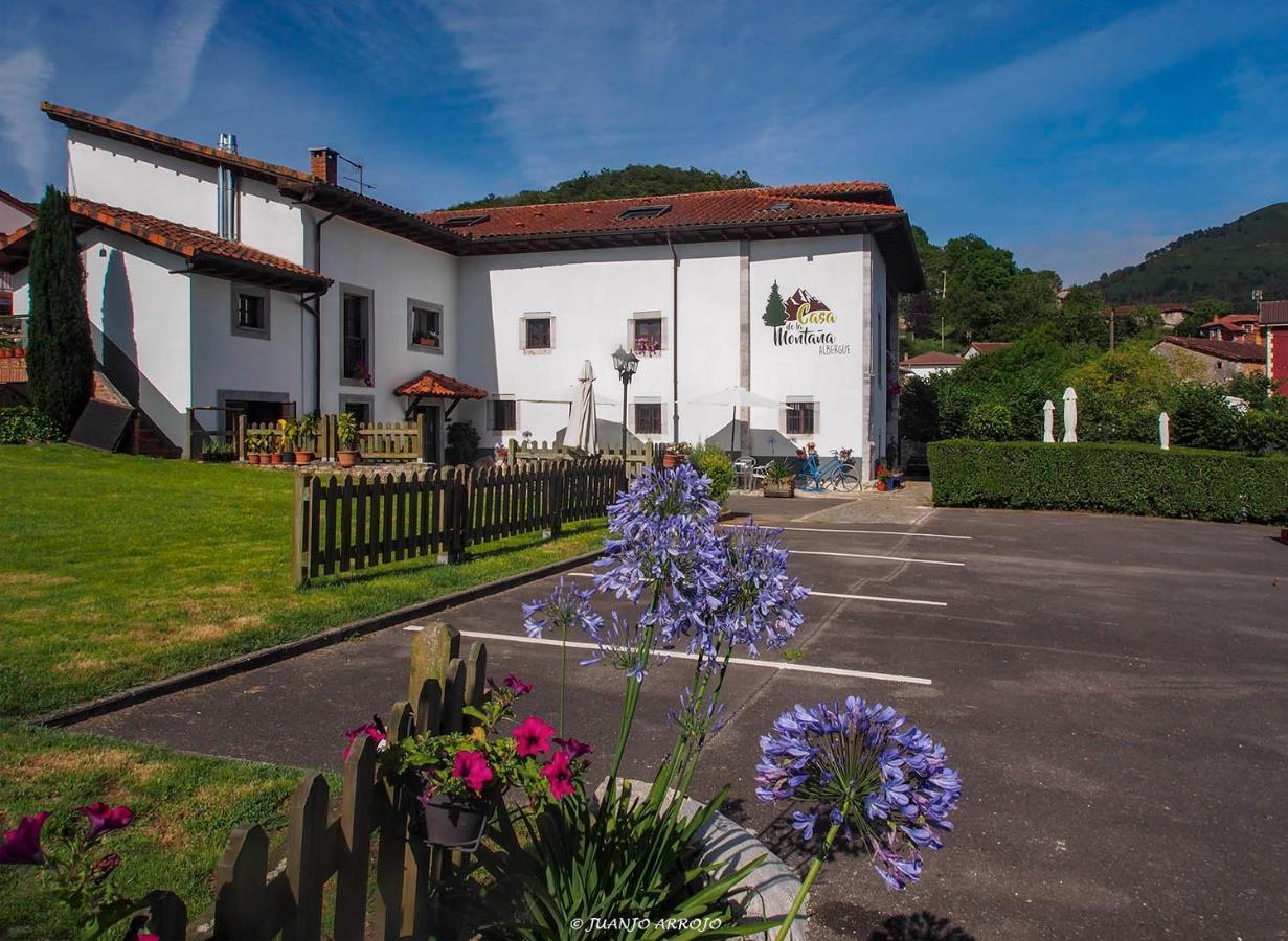 Casa De La Montana Albergue Turistico Avín Exterior foto